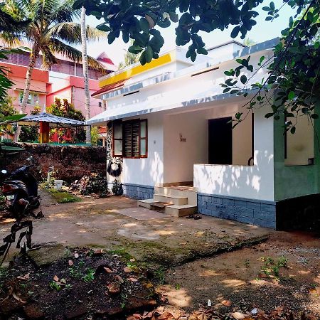 Gogonuts Hostel Varkala Ngoại thất bức ảnh