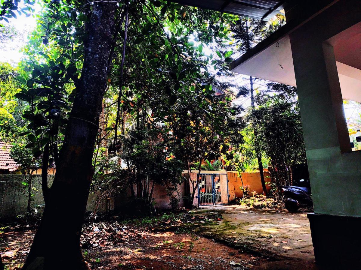 Gogonuts Hostel Varkala Ngoại thất bức ảnh